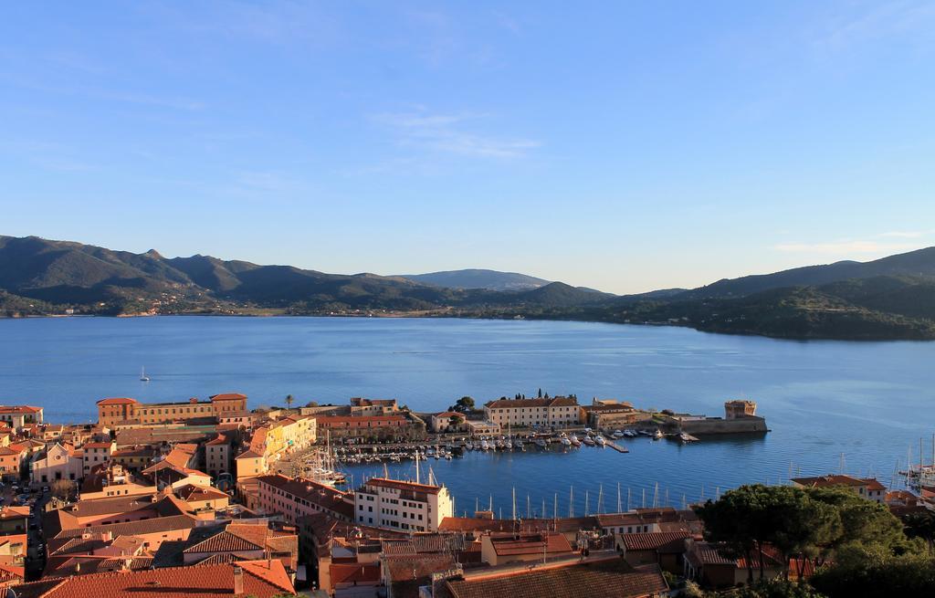 Pepe Nero By Helloelba Apartment Portoferraio Exterior photo