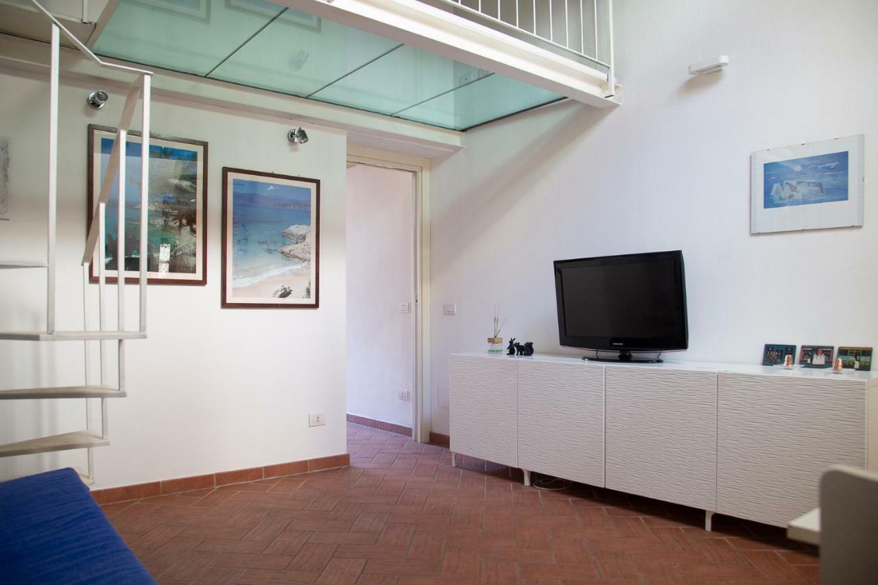Pepe Nero By Helloelba Apartment Portoferraio Exterior photo