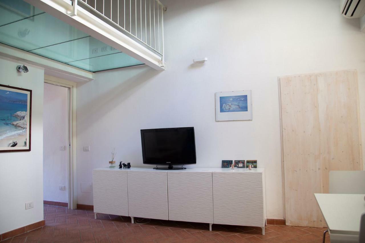 Pepe Nero By Helloelba Apartment Portoferraio Exterior photo